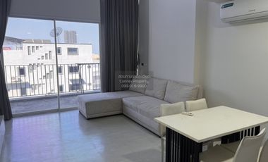 For rent 1 bed condo 