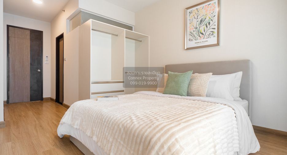 For rent 3 bedrooms condo in Bang Kho Laem, Bangkok