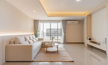 For rent 3 bedrooms condo in Bang Kho Laem, Bangkok
