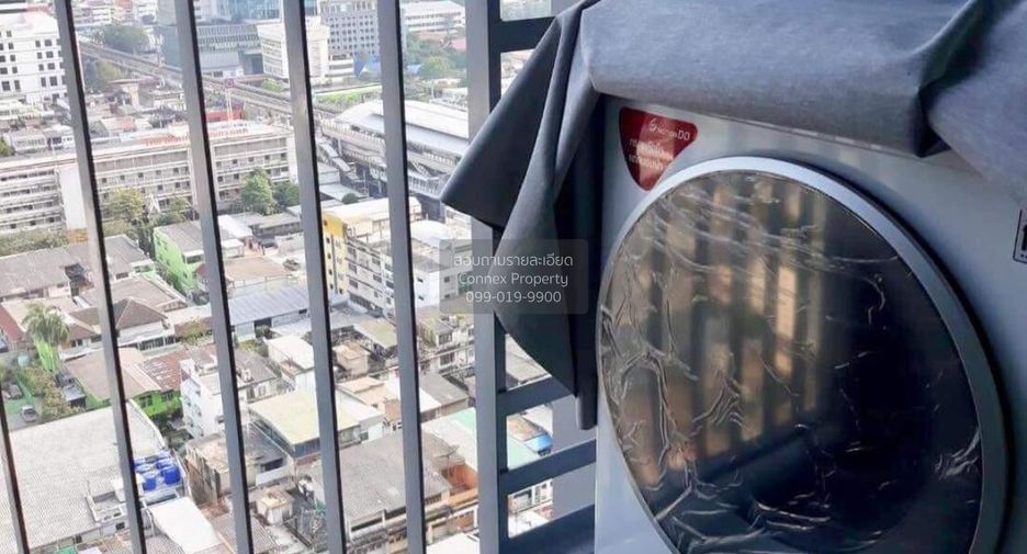 Condo en alquiler de 1 habitaciones en Phra Khanong, Bangkok