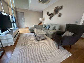 Haus zur Miete mit 4 Zimmer in Huai Khwang, Bangkok
