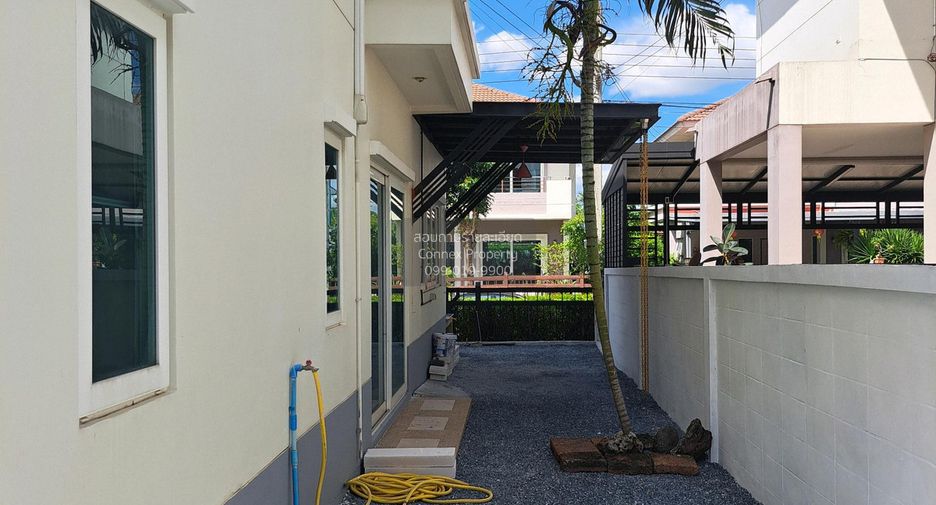 Casa en alquiler de 4 habitaciones en Min Buri, Bangkok