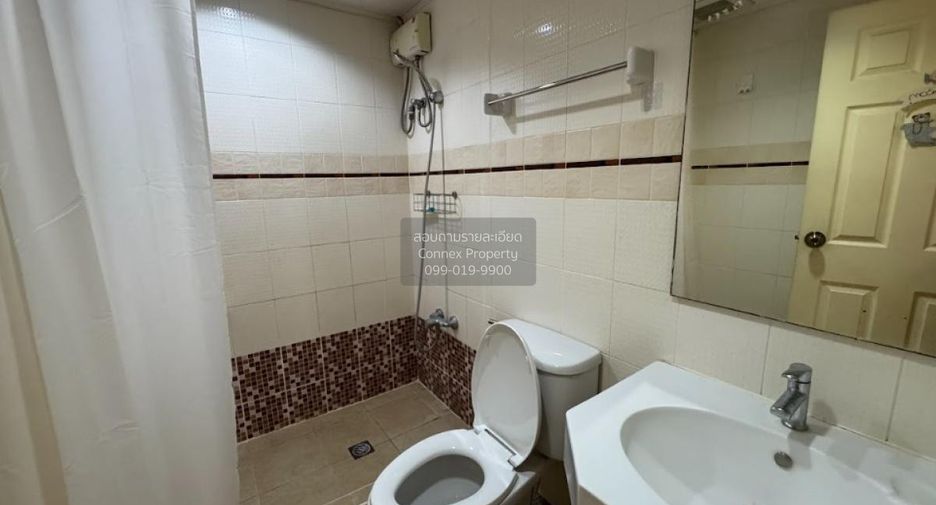 For rent 2 bedrooms condo in Phaya Thai, Bangkok