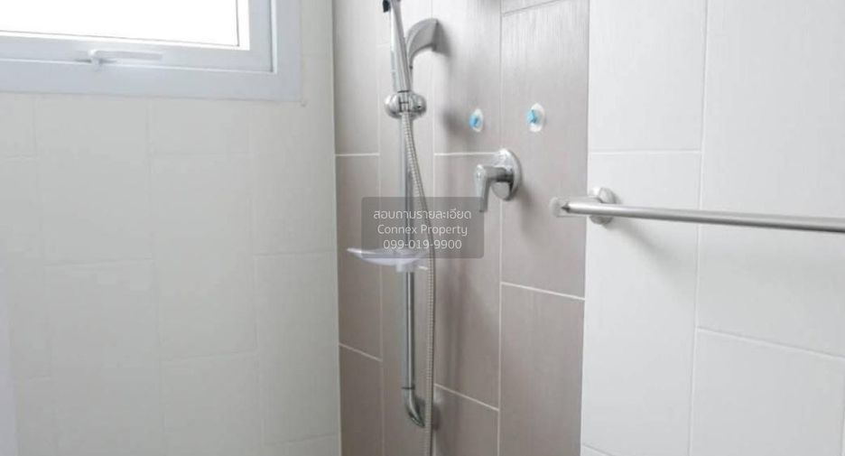 For rent 3 bedrooms townhouse in Bang Phli, Samut Prakan
