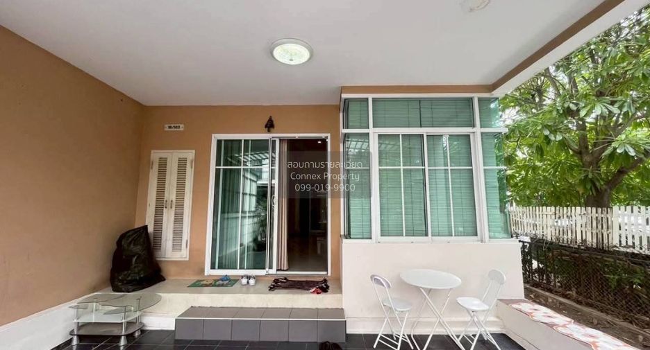 For rent 3 bedrooms townhouse in Prawet, Bangkok