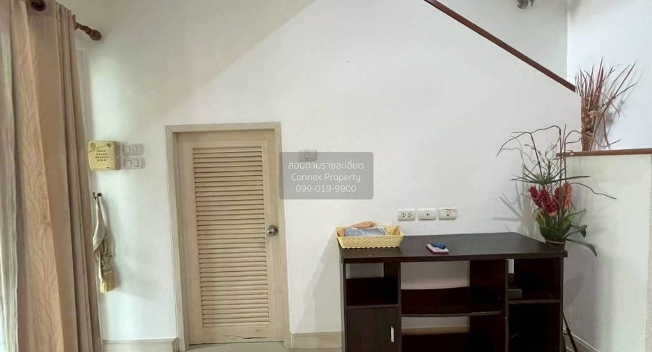 For rent 3 bedrooms townhouse in Prawet, Bangkok