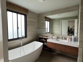 Аренда 4 спальни дом в Банг Кхае, Бангкок