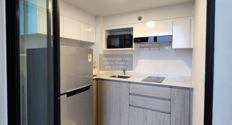For rent 2 bedrooms condo in Bang Kapi, Bangkok
