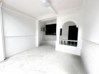 Reihenhaus zur Miete mit 3 Zimmer in Phra Khanong, Bangkok
