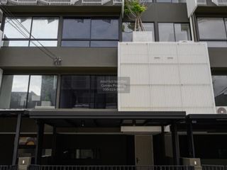 For rent 3 ベッドルーム townhouse in Rat Burana, Bangkok