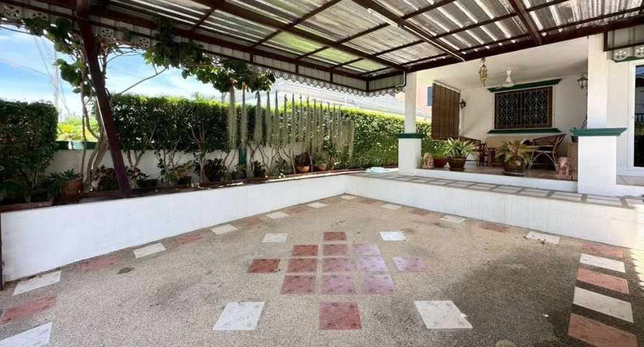 For sale 3 bedrooms house in Hua Hin, Prachuap Khiri Khan