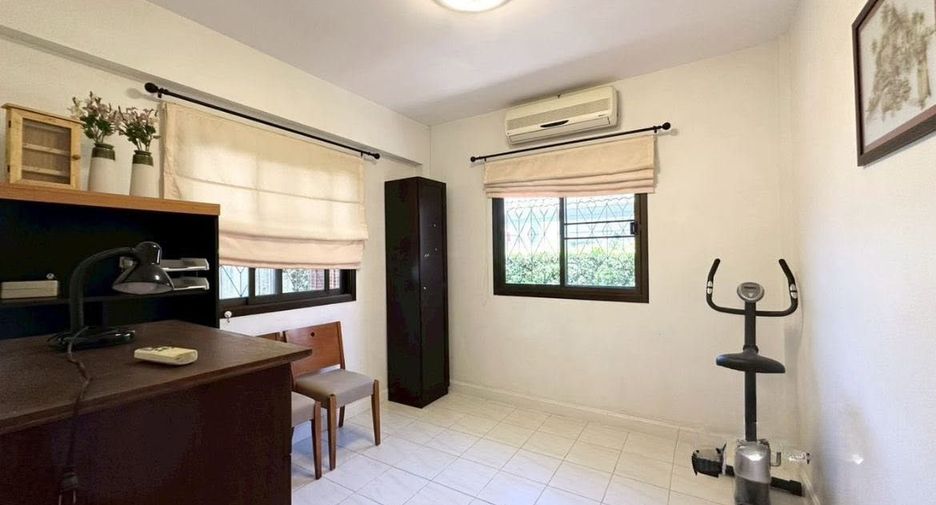 For sale 3 bedrooms house in Hua Hin, Prachuap Khiri Khan