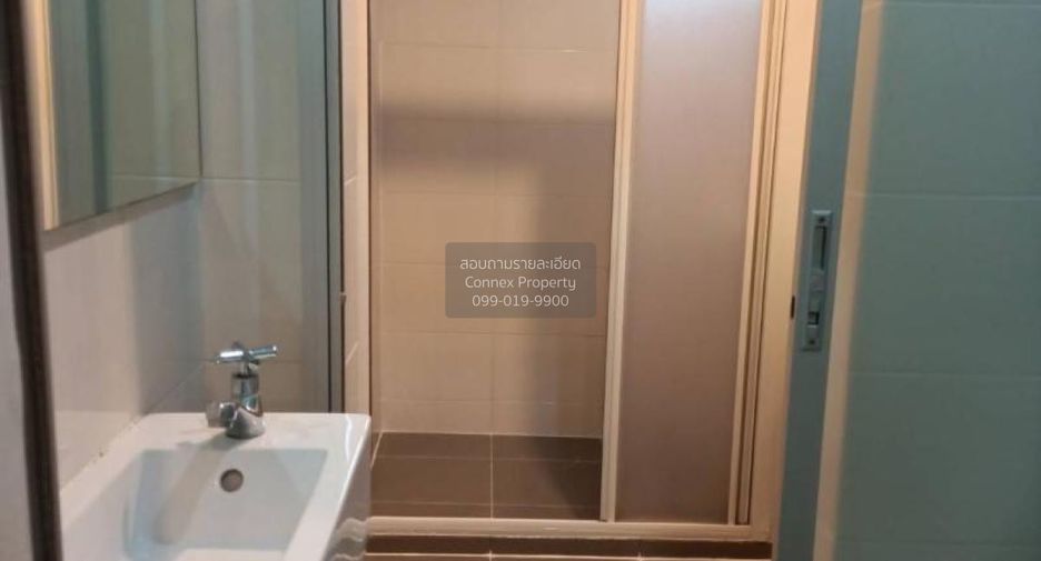Wohnung zur Miete mit 2 Zimmer in Huai Khwang, Bangkok