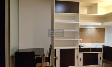 For rent 1 bed condo in Phaya Thai, Bangkok