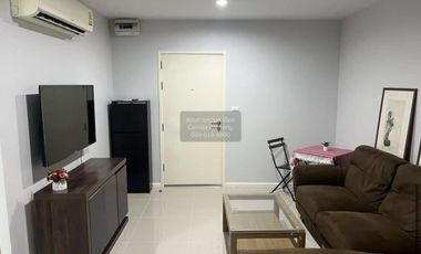 Wohnung zur Miete mit 1 Zimmer in Huai Khwang, Bangkok