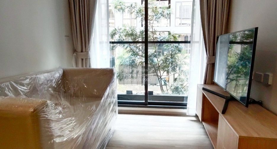 For rent 2 bedrooms condo in Phra Khanong, Bangkok