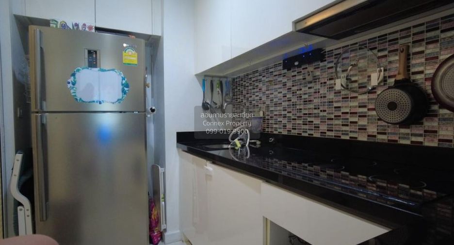 Condo en alquiler de 3 habitaciones en Khlong Toei, Bangkok