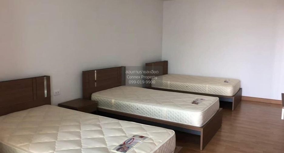 For rent 2 bedrooms condo in Bangkok Yai, Bangkok