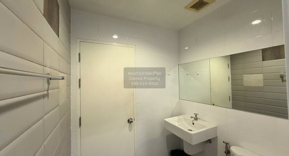 Condo en alquiler de 1 habitaciones en Khlong Toei, Bangkok