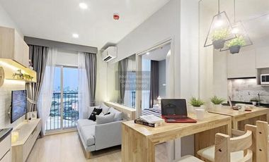 Wohnung zur Miete mit 1 Zimmer in Huai Khwang, Bangkok