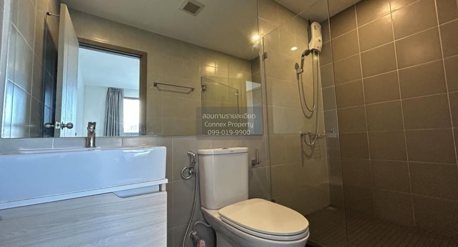 Condo en alquiler de 2 habitaciones en Bang Na, Bangkok
