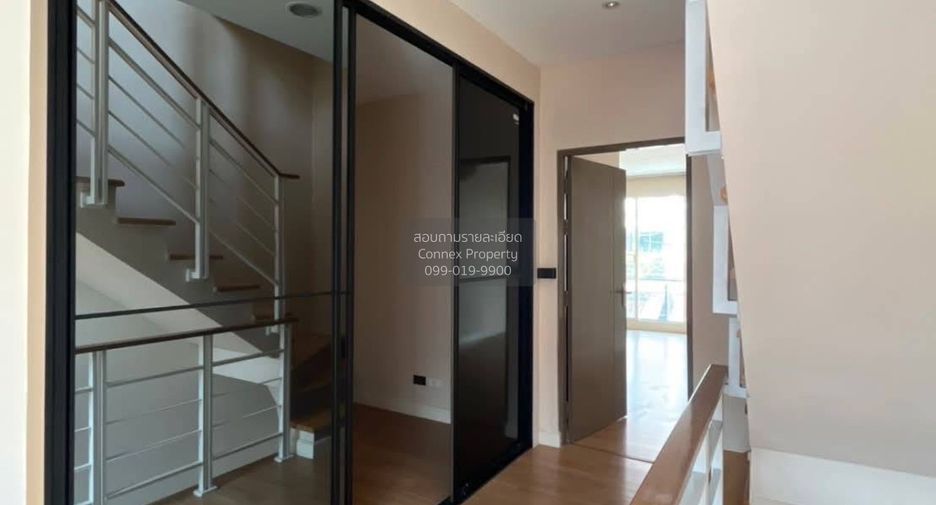 For rent 3 ベッドルーム townhouse in Rat Burana, Bangkok