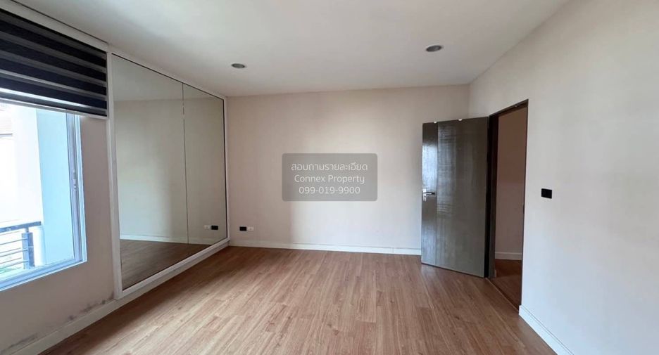 For rent 3 ベッドルーム townhouse in Rat Burana, Bangkok