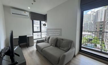 For rent 2 bedrooms condo in Huai Khwang, Bangkok