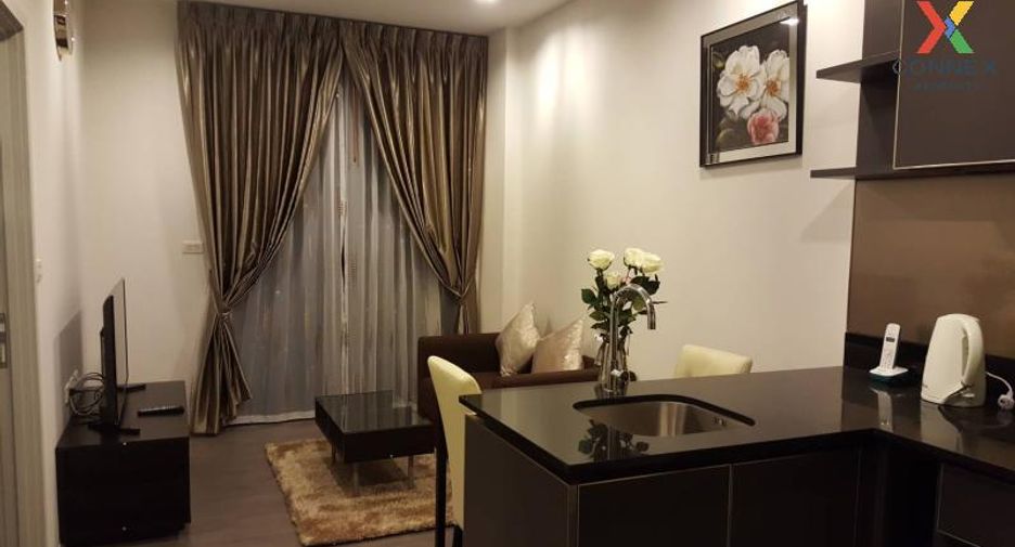 Condo en alquiler de 1 habitaciones en Khlong San, Bangkok