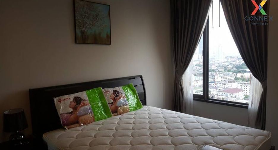 Condo en alquiler de 1 habitaciones en Khlong San, Bangkok