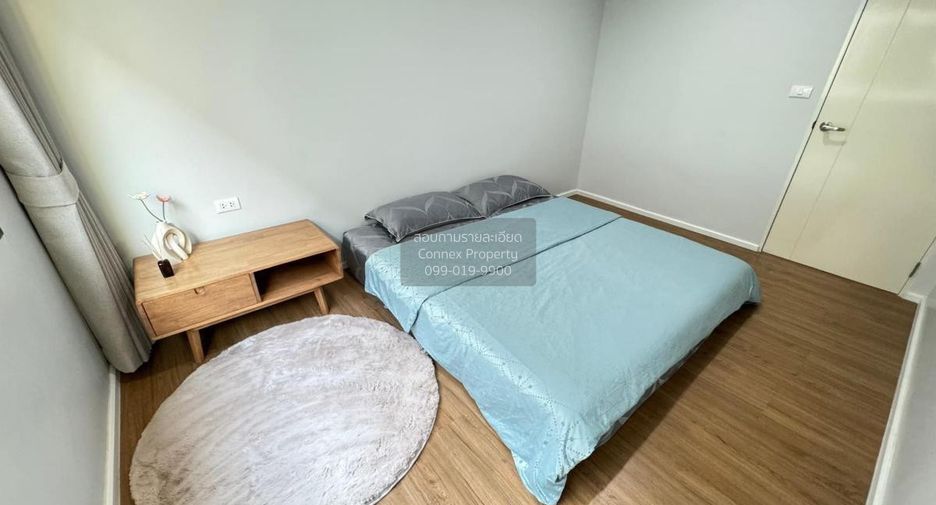 For rent 2 bedrooms townhouse in Saphan Sung, Bangkok