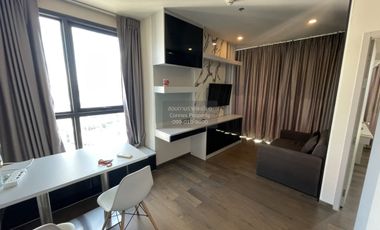 For rent 2 bedrooms condo in Pathum Wan, Bangkok