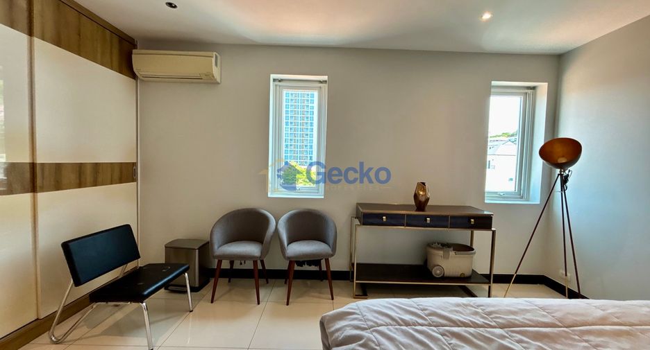 For rent 2 bedrooms condo in Bang Saray, Pattaya