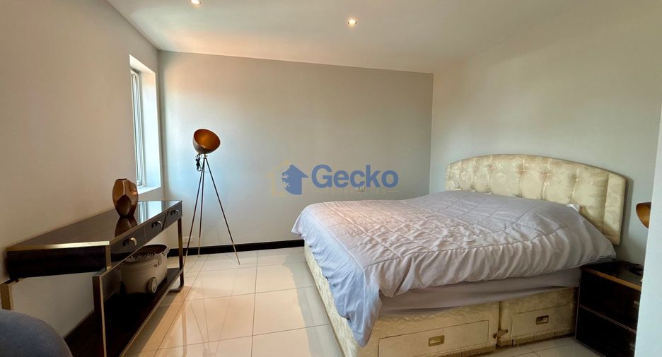 For rent 2 bedrooms condo in Bang Saray, Pattaya