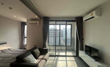 For rent 1 bed condo in Pathum Wan, Bangkok