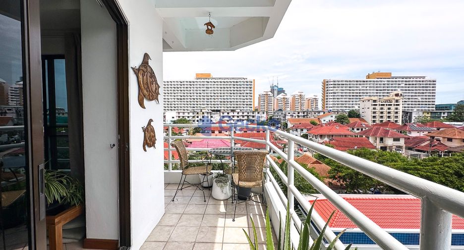 For sale 2 bedrooms condo in Jomtien, Pattaya