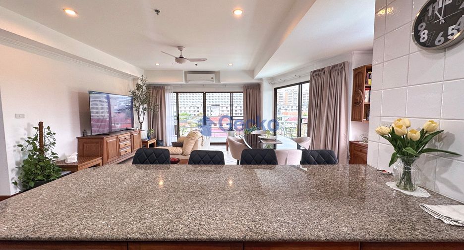 For sale 2 bedrooms condo in Jomtien, Pattaya