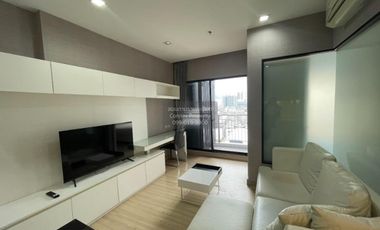 Wohnung zur Miete mit 1 Zimmer in Khlong San, Bangkok