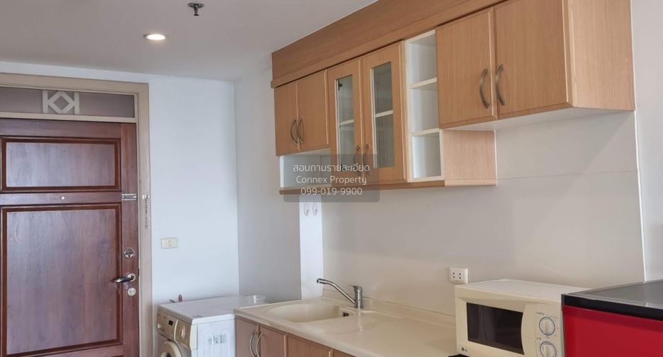 For rent 1 bed condo in Sathon, Bangkok