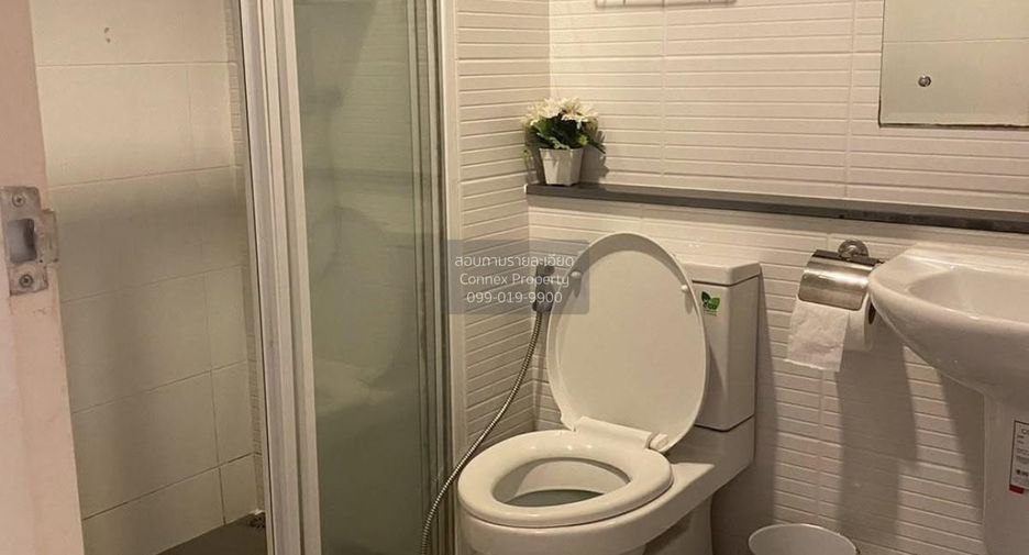 For rent 2 bedrooms condo in Bang Na, Bangkok