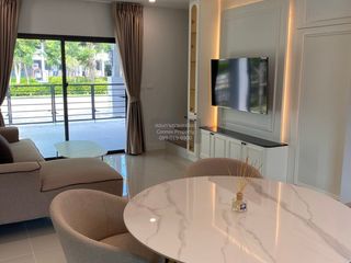 For rent 3 bedrooms townhouse in Bang Phli, Samut Prakan