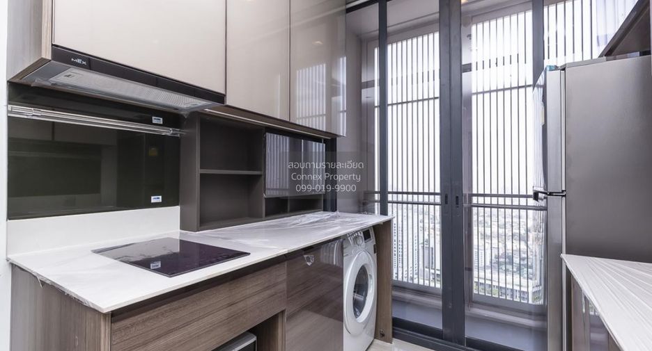 For rent 2 bedrooms condo in Phaya Thai, Bangkok