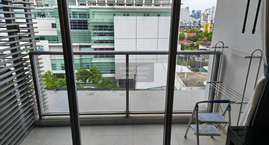 Condo en alquiler de 1 habitaciones en Khlong Toei, Bangkok