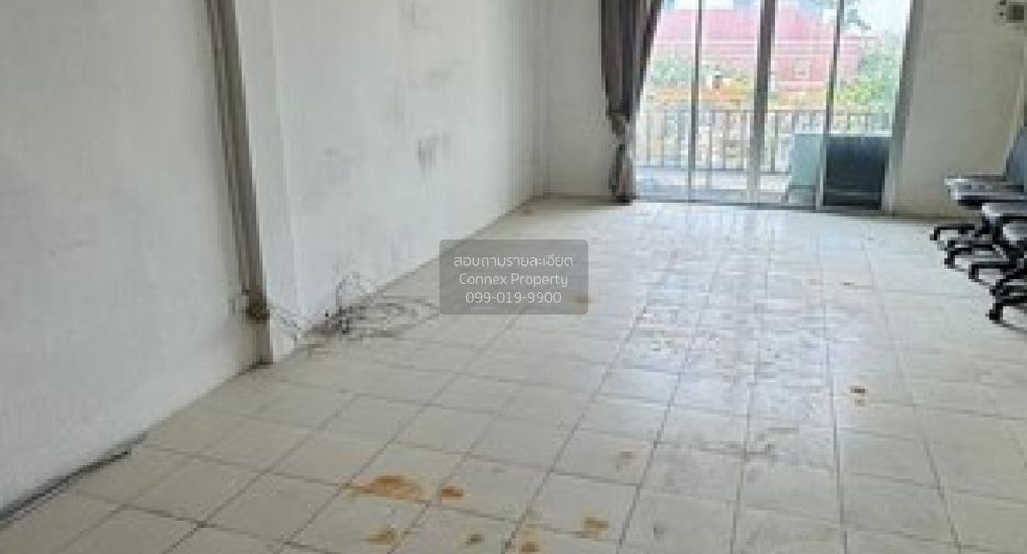 For rent 4 ベッドルーム retail Space in Mueang Nonthaburi, Nonthaburi