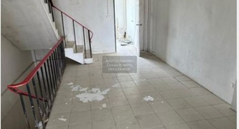 For rent 4 ベッドルーム retail Space in Mueang Nonthaburi, Nonthaburi