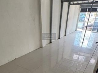 For rent 4 ベッドルーム retail Space in Mueang Nonthaburi, Nonthaburi