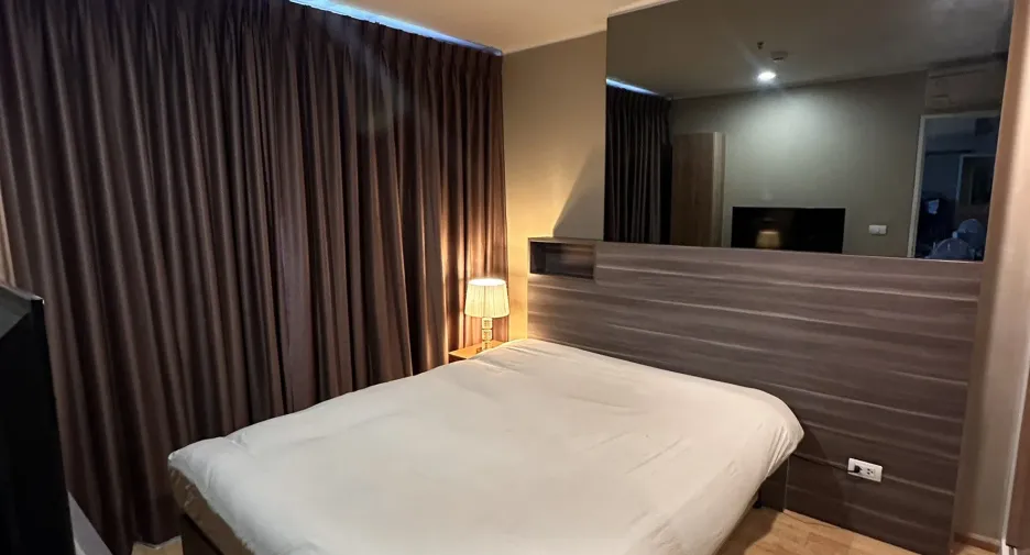 For sale 1 bed condo in Watthana, Bangkok