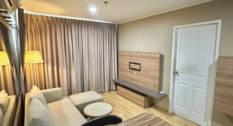 For sale 1 bed condo in Watthana, Bangkok
