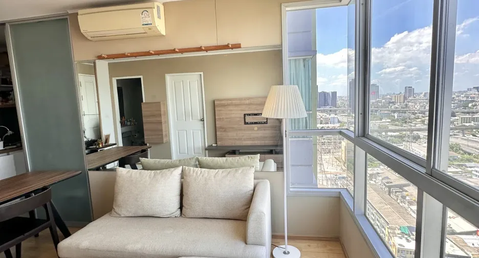 For sale 1 bed condo in Watthana, Bangkok
