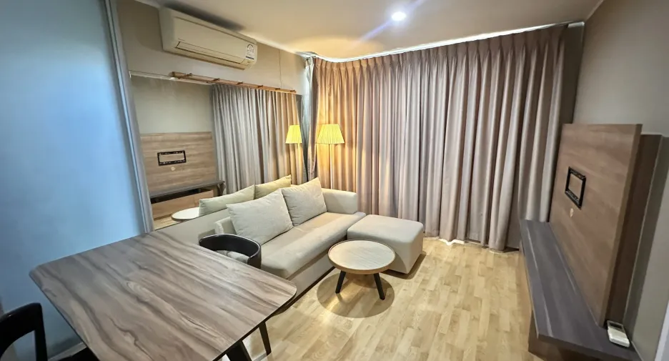 For sale 1 bed condo in Watthana, Bangkok